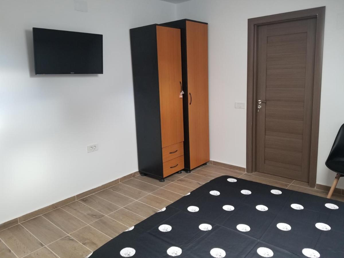 Autentic Adorabil Apartment Albestii Paminteni Exterior foto